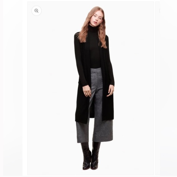 Aritzia Sweaters - NWOT Aritzia Wilfred Dunkirk Sweater Vest